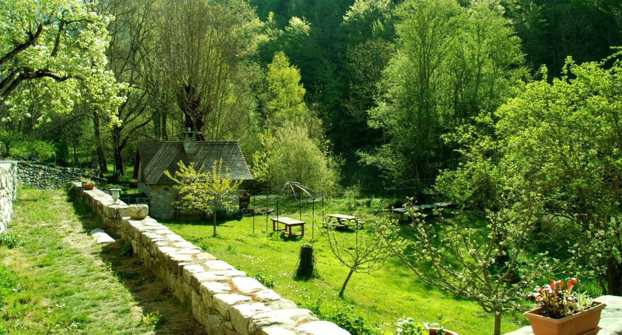 La Grange De Brudour Hotel Aspres-les-Corps Buitenkant foto